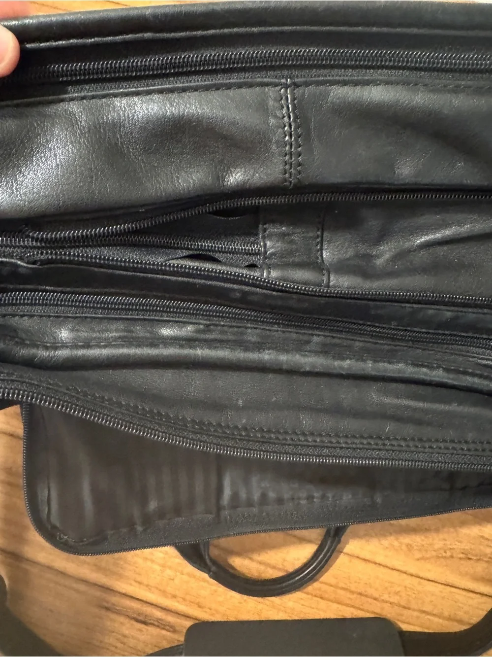 Tumi Black Leather Laptop Bag with Shoulder Strap